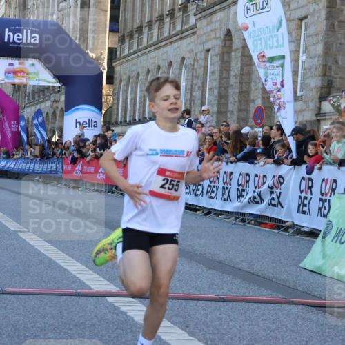06.09.2026 - CURREX Alsterlauf Strokosch-Dieckow http://msf.ph/oto/10149207 06.09.2026 10:52:06 Ziel 255 meine-sportfotos.de