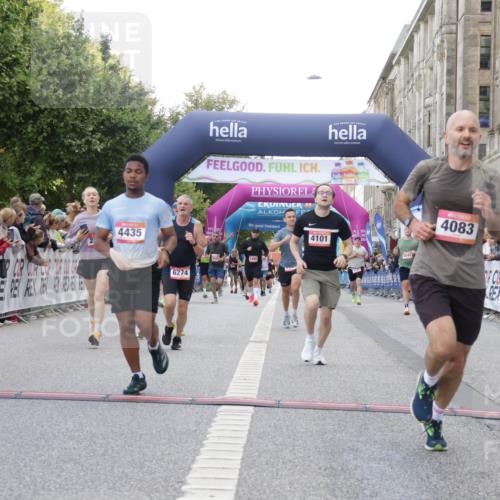 06.09.2026 - CURREX Alsterlauf Yannick Fuchs http://msf.ph/oto/10149213 06.09.2026 09:50:12 Ziel 2020, 2256, 2639, 3739, 4083, 4101, 4393, 4435, 5191, 5316, 5834, 5981, 6077, 6274, 6428 meine-sportfotos.de