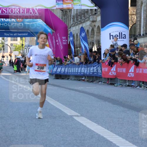 06.09.2026 - CURREX Alsterlauf Strokosch-Dieckow http://msf.ph/oto/10149223 06.09.2026 10:52:19 Ziel 200, 252, 301, 8339 meine-sportfotos.de