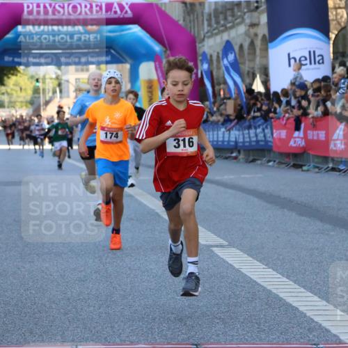 06.09.2026 - CURREX Alsterlauf Strokosch-Dieckow http://msf.ph/oto/10149229 06.09.2026 10:52:34 Ziel 161, 174, 213, 307, 316 meine-sportfotos.de