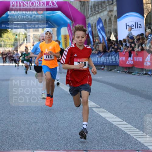 06.09.2026 - CURREX Alsterlauf Strokosch-Dieckow http://msf.ph/oto/10149230 06.09.2026 10:52:34 Ziel 161, 174, 213, 307, 316 meine-sportfotos.de