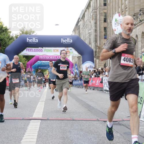 06.09.2026 - CURREX Alsterlauf Yannick Fuchs http://msf.ph/oto/10149231 06.09.2026 09:50:12 Ziel 2020, 2256, 2639, 3739, 4083, 4101, 4393, 4435, 5191, 5316, 5834, 5981, 6077, 6274, 6428 meine-sportfotos.de