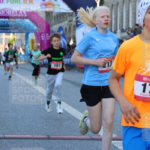 06.09.2026 - CURREX Alsterlauf Strokosch-Dieckow http://msf.ph/oto/10149248 06.09.2026 10:52:37 Ziel 161, 174, 182, 213, 268, 307, 316, 409 meine-sportfotos.de