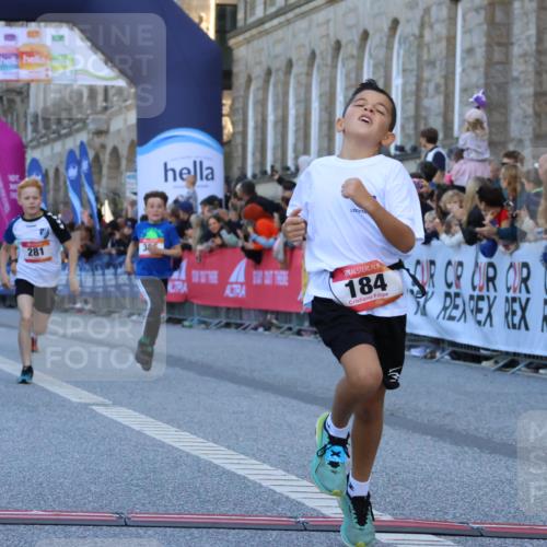 06.09.2026 - CURREX Alsterlauf Strokosch-Dieckow http://msf.ph/oto/10149254 06.09.2026 10:52:44 Ziel 161, 182, 184, 268, 281, 307, 355, 408, 409, 452 meine-sportfotos.de