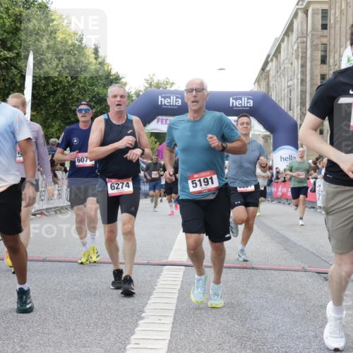 06.09.2026 - CURREX Alsterlauf Yannick Fuchs http://msf.ph/oto/10149269 06.09.2026 09:50:15 Ziel 2256, 2639, 2720, 3333, 3455, 3488, 3739, 4083, 4101, 4393, 4435, 4541, 5191, 5264, 5316, 5326, 5949, 5981, 6077, 6248, 6274, 6428 meine-sportfotos.de