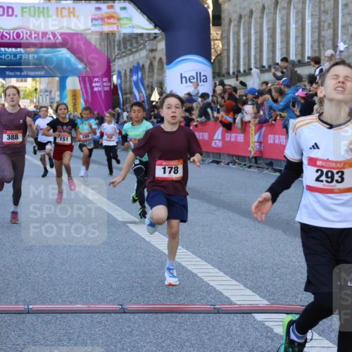 06.09.2026 - CURREX Alsterlauf Strokosch-Dieckow http://msf.ph/oto/10149271 06.09.2026 10:52:52 Ziel 151, 178, 222, 223, 250, 280, 281, 293, 355, 374, 388, 408, 452 meine-sportfotos.de