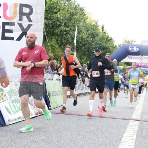 06.09.2026 - CURREX Alsterlauf Yannick Fuchs http://msf.ph/oto/10149332 06.09.2026 09:50:18 Ziel 2256, 2720, 3333, 3455, 3475, 3488, 4083, 4101, 4435, 4541, 4700, 5006, 5191, 5264, 5326, 5949, 5981, 6077, 6248, 6274, 8256, 8278 meine-sportfotos.de