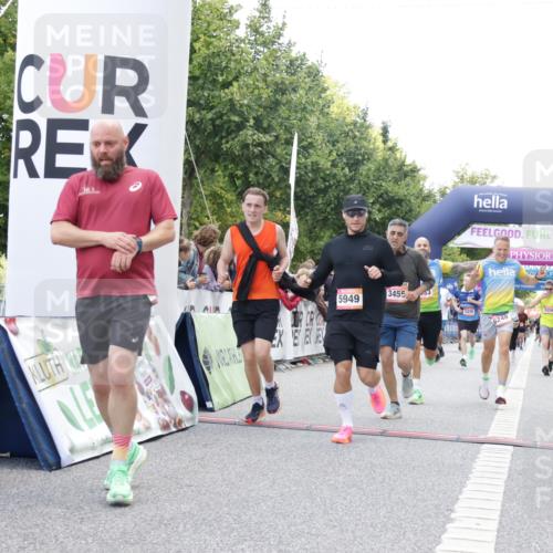 06.09.2026 - CURREX Alsterlauf Yannick Fuchs http://msf.ph/oto/10149337 06.09.2026 09:50:19 Ziel 2256, 2453, 2720, 3333, 3455, 3475, 3488, 4083, 4101, 4435, 4541, 4700, 4840, 5006, 5191, 5264, 5326, 5949, 5981, 6077, 6248, 6274, 8256, 8278 meine-sportfotos.de