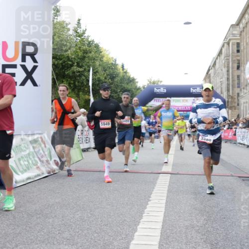 06.09.2026 - CURREX Alsterlauf Yannick Fuchs http://msf.ph/oto/10149345 06.09.2026 09:50:19 Ziel 2256, 2453, 2720, 3333, 3455, 3475, 3488, 4083, 4101, 4435, 4541, 4700, 4840, 5006, 5191, 5264, 5326, 5949, 5981, 6077, 6248, 6274, 8256, 8278 meine-sportfotos.de