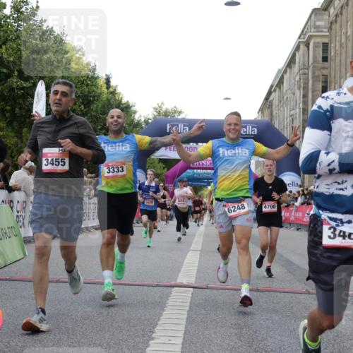 06.09.2026 - CURREX Alsterlauf Yannick Fuchs http://msf.ph/oto/10149378 06.09.2026 09:50:20 Ziel 2256, 2453, 2720, 2878, 3333, 3455, 3475, 3488, 4101, 4435, 4541, 4700, 4840, 5006, 5191, 5264, 5326, 5949, 5981, 6077, 6248, 6274, 8156, 8256, 8278 meine-sportfotos.de
