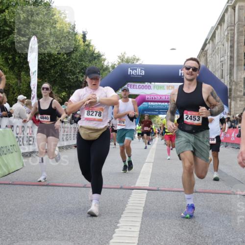 06.09.2026 - CURREX Alsterlauf Yannick Fuchs http://msf.ph/oto/10149438 06.09.2026 09:50:24 Ziel 2453, 2720, 2878, 3044, 3333, 3455, 3475, 3488, 4541, 4568, 4700, 4755, 4840, 5006, 5264, 5326, 5631, 5949, 6248, 8156, 8256, 8278 meine-sportfotos.de