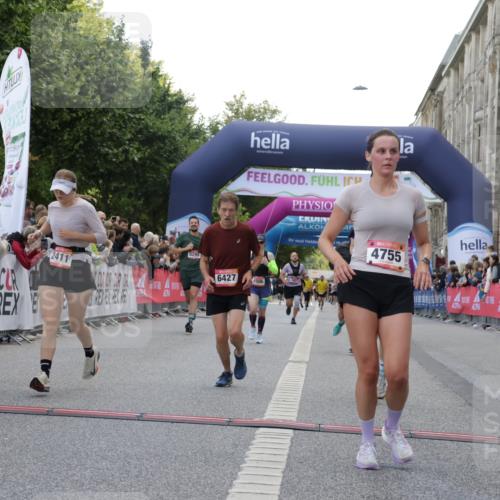 06.09.2026 - CURREX Alsterlauf Yannick Fuchs http://msf.ph/oto/10149463 06.09.2026 09:50:29 Ziel 2411, 2453, 2506, 2878, 3044, 3475, 4568, 4755, 4840, 4897, 5006, 5299, 5631, 5946, 6427, 8156, 8256, 8278 meine-sportfotos.de