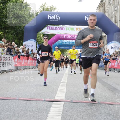 06.09.2026 - CURREX Alsterlauf Yannick Fuchs http://msf.ph/oto/10149510 06.09.2026 09:50:42 Ziel 2937, 3292, 3402, 4022, 4548, 4834, 4998, 5178, 5274, 5714, 8160 meine-sportfotos.de