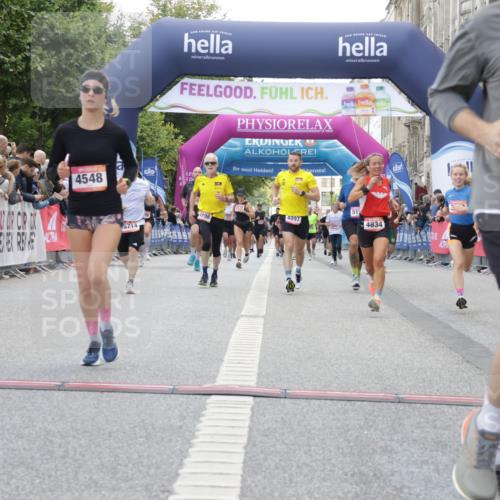 06.09.2026 - CURREX Alsterlauf Yannick Fuchs http://msf.ph/oto/10149517 06.09.2026 09:50:43 Ziel 2937, 3292, 3402, 4022, 4548, 4556, 4834, 4997, 4998, 5178, 5274, 5714, 8160 meine-sportfotos.de
