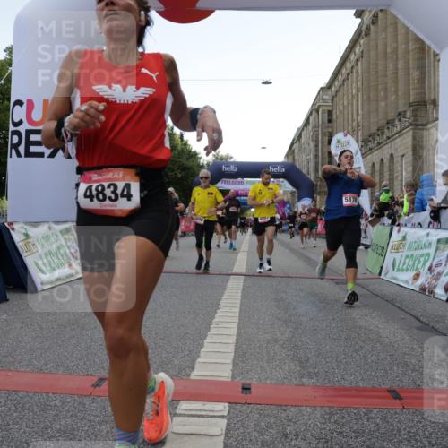 06.09.2026 - CURREX Alsterlauf Yannick Fuchs http://msf.ph/oto/10149535 06.09.2026 09:50:47 Ziel 3073, 3292, 3423, 4022, 4371, 4548, 4556, 4834, 4997, 4998, 5178, 5282, 5714, 8160, 8277 meine-sportfotos.de