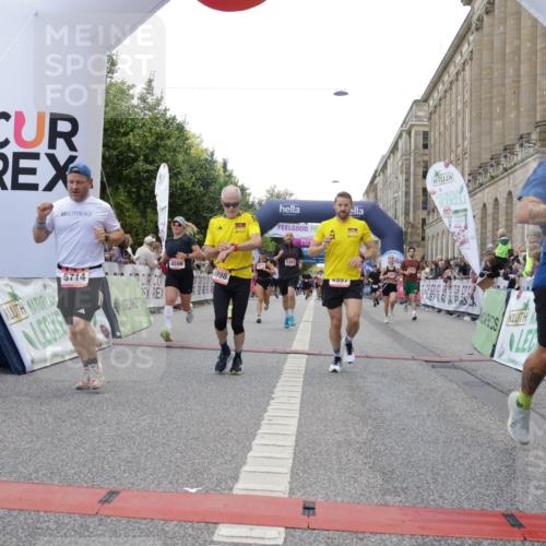 06.09.2026 - CURREX Alsterlauf Yannick Fuchs http://msf.ph/oto/10149537 06.09.2026 09:50:48 Ziel 3073, 3292, 3423, 4022, 4371, 4548, 4556, 4834, 4997, 4998, 5178, 5282, 5714, 6182, 8277 meine-sportfotos.de