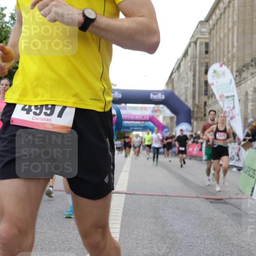 06.09.2026 - CURREX Alsterlauf Yannick Fuchs http://msf.ph/oto/10149548 06.09.2026 09:50:50 Ziel 2008, 3073, 3292, 3423, 3468, 4317, 4371, 4548, 4556, 4834, 4997, 4998, 5102, 5178, 5282, 5480, 5714, 6182, 8277 meine-sportfotos.de