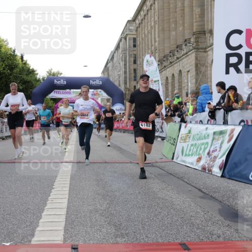 06.09.2026 - CURREX Alsterlauf Yannick Fuchs http://msf.ph/oto/10149564 06.09.2026 09:50:54 Ziel 2008, 2594, 2803, 3073, 3152, 3423, 3468, 3498, 4070, 4317, 4371, 4556, 4687, 4997, 4998, 5101, 5102, 5178, 5282, 5480, 5714, 6182, 6277, 8277 meine-sportfotos.de