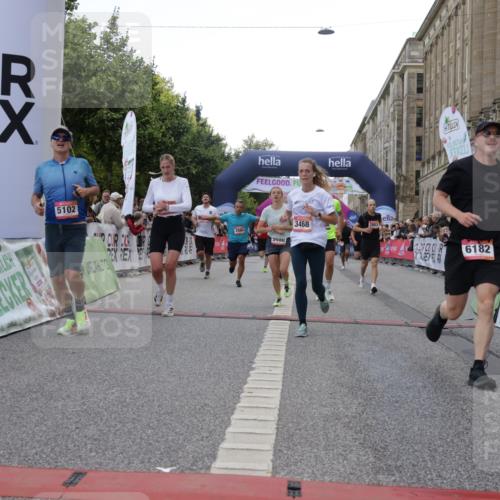 06.09.2026 - CURREX Alsterlauf Yannick Fuchs http://msf.ph/oto/10149565 06.09.2026 09:50:54 Ziel 2008, 2594, 2803, 3073, 3152, 3423, 3468, 3498, 4070, 4317, 4371, 4556, 4687, 4997, 4998, 5101, 5102, 5178, 5282, 5480, 5714, 6182, 6277, 8277 meine-sportfotos.de