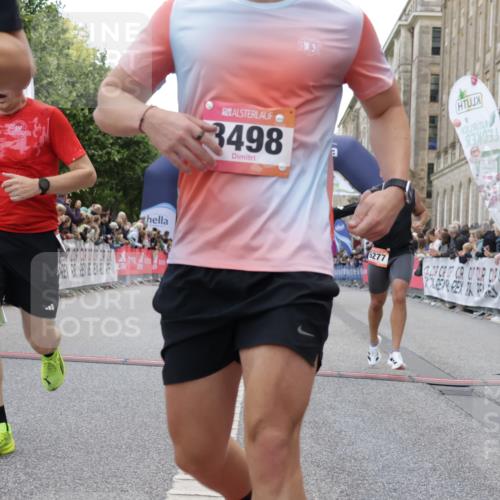 06.09.2026 - CURREX Alsterlauf Yannick Fuchs http://msf.ph/oto/10149592 06.09.2026 09:50:59 Ziel 2008, 2200, 2594, 2803, 3152, 3279, 3468, 3498, 3664, 3700, 4070, 4317, 4687, 5101, 5102, 5480, 6182, 6277 meine-sportfotos.de