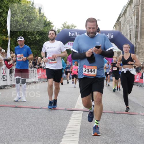 06.09.2026 - CURREX Alsterlauf Yannick Fuchs http://msf.ph/oto/10149961 06.09.2026 09:51:05 Ziel 2200, 2344, 3279, 3664, 3700, 4681, 4687, 4895, 5365, 5551, 5609, 5642, 5977, 6204, 6277, 8049, 8195 meine-sportfotos.de