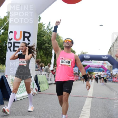 06.09.2026 - CURREX Alsterlauf Yannick Fuchs http://msf.ph/oto/10150445 06.09.2026 09:51:13 Ziel 2358, 3237, 4681, 4696, 4895, 5551, 5609, 5642, 5829, 5977, 6190, 6204, 6327, 6399, 8049, 8195 meine-sportfotos.de
