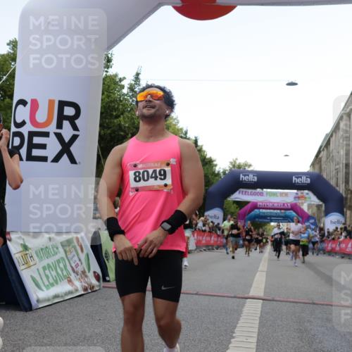 06.09.2026 - CURREX Alsterlauf Yannick Fuchs http://msf.ph/oto/10150523 06.09.2026 09:51:13 Ziel 2358, 3237, 4681, 4696, 4895, 5551, 5609, 5642, 5829, 5977, 6190, 6204, 6327, 6399, 8049, 8195 meine-sportfotos.de
