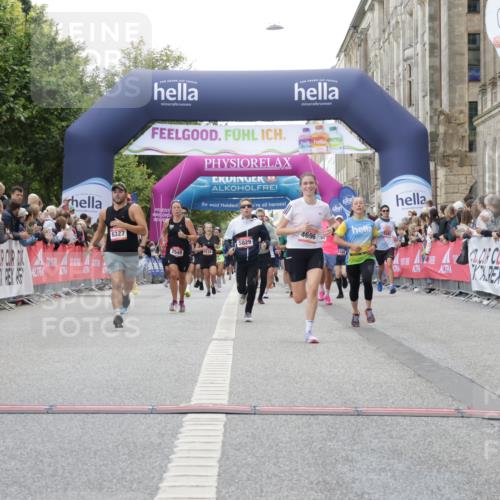 06.09.2026 - CURREX Alsterlauf Yannick Fuchs http://msf.ph/oto/10150627 06.09.2026 09:51:14 Ziel 2358, 2434, 2549, 3237, 3549, 4681, 4696, 5551, 5609, 5829, 6190, 6204, 6327, 6399, 8049, 8195 meine-sportfotos.de