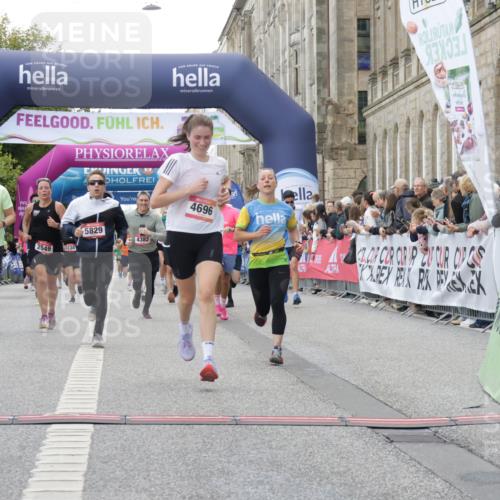 06.09.2026 - CURREX Alsterlauf Yannick Fuchs http://msf.ph/oto/10150755 06.09.2026 09:51:16 Ziel 2358, 2434, 2549, 3237, 3549, 4381, 4382, 4681, 4696, 5829, 5885, 6190, 6327, 6399, 8049, 8195 meine-sportfotos.de