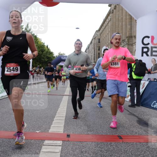 06.09.2026 - CURREX Alsterlauf Yannick Fuchs http://msf.ph/oto/10150911 06.09.2026 09:51:21 Ziel 2071, 2079, 2434, 2549, 2973, 2974, 3138, 3340, 3408, 3526, 3549, 3886, 4092, 4381, 4382, 4387, 4696, 5238, 5694, 5829, 5885, 6190, 6327, 6399 meine-sportfotos.de