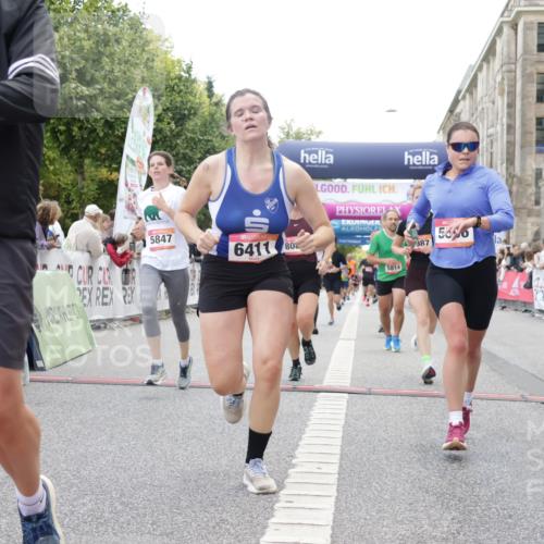 06.09.2026 - CURREX Alsterlauf Yannick Fuchs http://msf.ph/oto/10151691 06.09.2026 09:51:36 Ziel 2023, 3286, 3733, 4210, 4985, 4987, 5230, 5525, 5596, 5814, 5847, 6411, 6490, 8085 meine-sportfotos.de