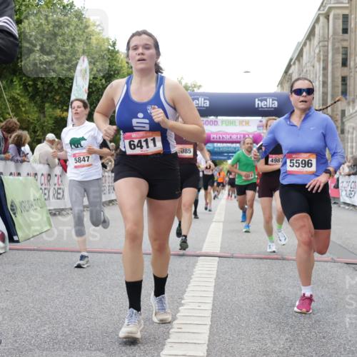 06.09.2026 - CURREX Alsterlauf Yannick Fuchs http://msf.ph/oto/10151710 06.09.2026 09:51:36 Ziel 2023, 3286, 3733, 4210, 4985, 4987, 5230, 5525, 5596, 5814, 5847, 6411, 6490, 8085 meine-sportfotos.de