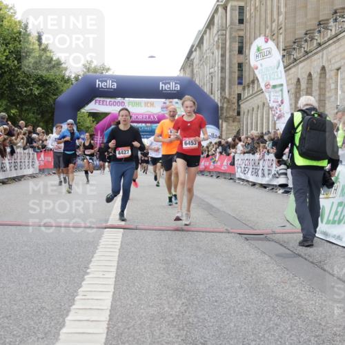 06.09.2026 - CURREX Alsterlauf Yannick Fuchs http://msf.ph/oto/10152175 06.09.2026 09:51:42 Ziel 2542, 3465, 4210, 4267, 4268, 4427, 4729, 4985, 4987, 5525, 5596, 5814, 5847, 6405, 6411, 6453, 8085, 8332 meine-sportfotos.de