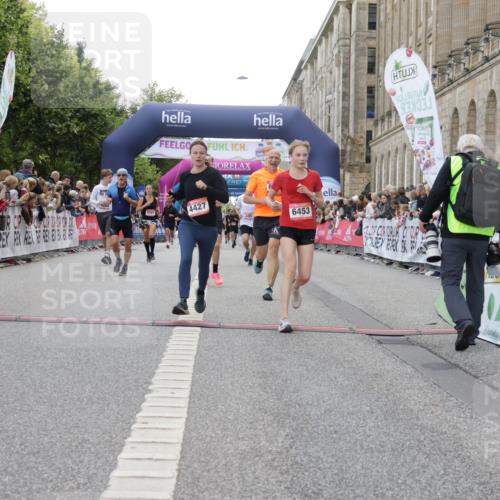 06.09.2026 - CURREX Alsterlauf Yannick Fuchs http://msf.ph/oto/10152190 06.09.2026 09:51:43 Ziel 2542, 3465, 4210, 4267, 4268, 4427, 4729, 4985, 4987, 5525, 5596, 5814, 5847, 6405, 6453, 8085, 8332 meine-sportfotos.de