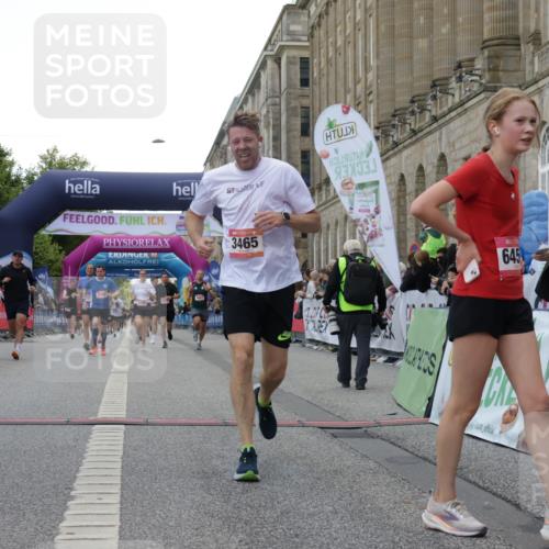06.09.2026 - CURREX Alsterlauf Yannick Fuchs http://msf.ph/oto/10152533 06.09.2026 09:51:48 Ziel 2542, 3041, 3202, 3465, 4200, 4267, 4268, 4427, 4667, 4729, 5621, 6023, 6405, 6453, 8332 meine-sportfotos.de