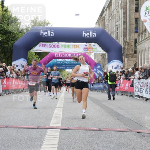 06.09.2026 - CURREX Alsterlauf Yannick Fuchs http://msf.ph/oto/10153238 06.09.2026 09:52:00 Ziel 2002, 2719, 4250, 4332, 4333, 4667, 4742, 4845, 5621, 5862, 5881, 5882, 6092, 6206, 8280 meine-sportfotos.de
