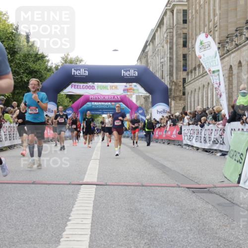 06.09.2026 - CURREX Alsterlauf Yannick Fuchs http://msf.ph/oto/10153797 06.09.2026 09:52:06 Ziel 3301, 3839, 3975, 4250, 4567, 5321, 5862, 5881, 6092, 6206, 8280 meine-sportfotos.de