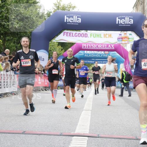 06.09.2026 - CURREX Alsterlauf Yannick Fuchs http://msf.ph/oto/10154040 06.09.2026 09:52:09 Ziel 2118, 2284, 3289, 3301, 3789, 3839, 3975, 4250, 4462, 4567, 5321, 5881, 6092, 6206, 8071 meine-sportfotos.de