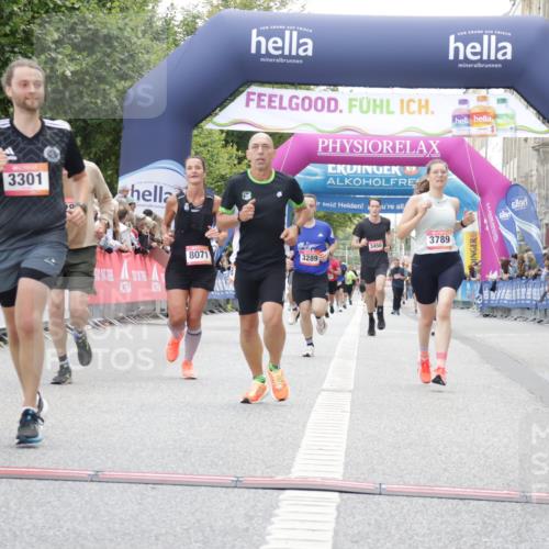 06.09.2026 - CURREX Alsterlauf Yannick Fuchs http://msf.ph/oto/10154047 06.09.2026 09:52:10 Ziel 2118, 2191, 2284, 3289, 3301, 3789, 3839, 3975, 4250, 4462, 4567, 5321, 5881, 6092, 8071 meine-sportfotos.de