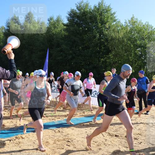 06.09.2026 - 20. Norderstedt Triathlon Andreas Tolksdorf http://msf.ph/oto/10154088 06.09.2026 09:59:58 Schwimmen 1193, 1194, 1195, 1196, 1198, 1199, 1201, 1202, 1204, 1205, 1206, 1207, 1208, 1209, 1210, 1213, 1214, 1215, 1216, 1217, 1220, 1221, 1222, 1223, 1224, 1225, 1228, 1229, 1230, 1231, 1232, 1233, 1235, 1236, 1237, 1238, 1488, 1491, 1492, 1493, 1494, 1495, 1496, 1497, 1498, 1499, 1500, 1501, 1502, 1503, 1504, 1505, 1506, 1508, 1510, 1511, 1512 meine-sportfotos.de