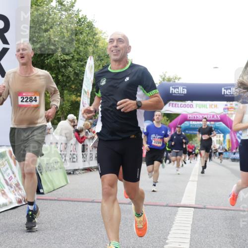 06.09.2026 - CURREX Alsterlauf Yannick Fuchs http://msf.ph/oto/10154125 06.09.2026 09:52:12 Ziel 2118, 2191, 2284, 2758, 3289, 3301, 3450, 3789, 3839, 3975, 4462, 4567, 5321, 5881, 8071 meine-sportfotos.de