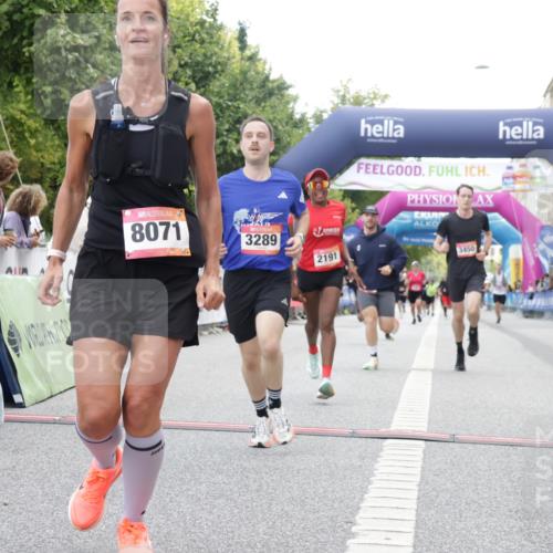 06.09.2026 - CURREX Alsterlauf Yannick Fuchs http://msf.ph/oto/10154162 06.09.2026 09:52:14 Ziel 2118, 2191, 2284, 2758, 3289, 3301, 3450, 3789, 3839, 3975, 4462, 4567, 5129, 5287, 8071 meine-sportfotos.de