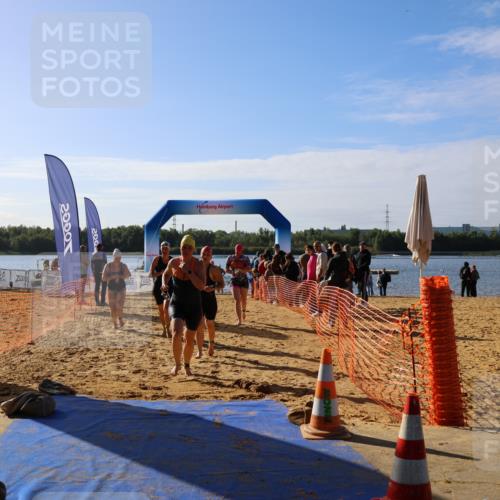06.09.2026 - 20. Norderstedt Triathlon Andreas Tolksdorf http://msf.ph/oto/10154252 06.09.2026 10:05:01 Schwimmen 1205, 1214, 1217, 1233, 1489, 1501 meine-sportfotos.de