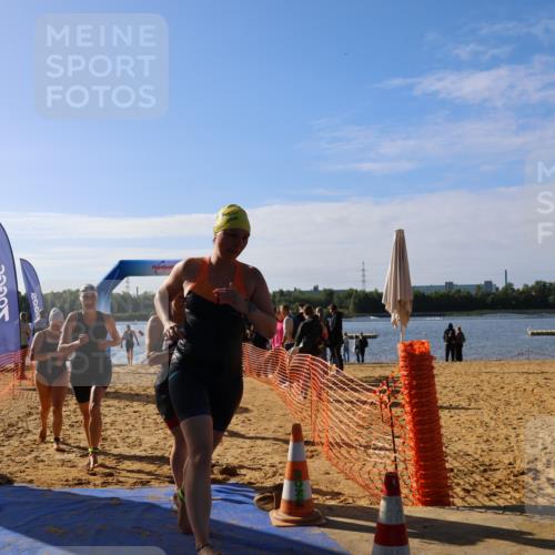 06.09.2026 - 20. Norderstedt Triathlon Andreas Tolksdorf http://msf.ph/oto/10154270 06.09.2026 10:05:02 Schwimmen 1205, 1214, 1217, 1233, 1489, 1501 meine-sportfotos.de