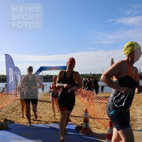 06.09.2026 - 20. Norderstedt Triathlon Andreas Tolksdorf http://msf.ph/oto/10154279 06.09.2026 10:05:03 Schwimmen 1201, 1205, 1214, 1217, 1233, 1489, 1494, 1501 meine-sportfotos.de