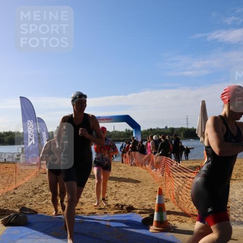 06.09.2026 - 20. Norderstedt Triathlon Andreas Tolksdorf http://msf.ph/oto/10154286 06.09.2026 10:05:03 Schwimmen 1201, 1205, 1214, 1217, 1233, 1489, 1494, 1501 meine-sportfotos.de