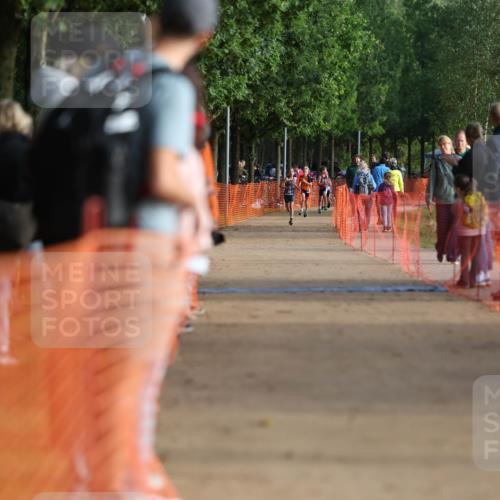 06.09.2026 - 20. Norderstedt Triathlon Mo-Foto http://msf.ph/oto/10154290 06.09.2026 09:09:18 Laufen 1, 3, 8, 14, 23, 31, 32, 33 meine-sportfotos.de