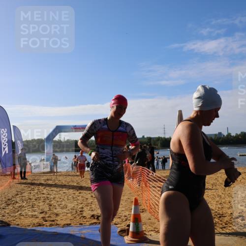 06.09.2026 - 20. Norderstedt Triathlon Andreas Tolksdorf http://msf.ph/oto/10154308 06.09.2026 10:05:05 Schwimmen 1201, 1205, 1214, 1217, 1233, 1489, 1494, 1501, 1503 meine-sportfotos.de