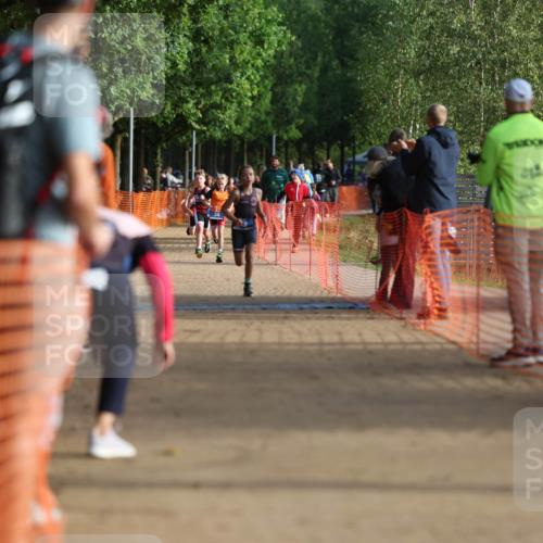 06.09.2026 - 20. Norderstedt Triathlon Mo-Foto http://msf.ph/oto/10154320 06.09.2026 09:09:29 Laufen 1, 2, 3, 31, 32, 33 meine-sportfotos.de