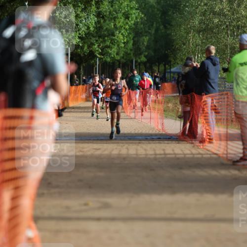 06.09.2026 - 20. Norderstedt Triathlon Mo-Foto http://msf.ph/oto/10154325 06.09.2026 09:09:30 Laufen 1, 2, 3, 31, 32, 33 meine-sportfotos.de